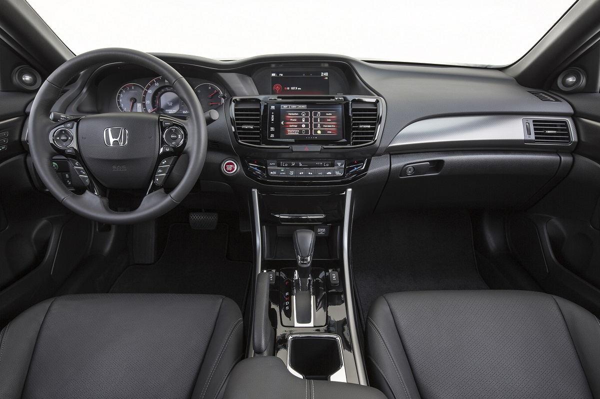 16 Accord Coupe 038