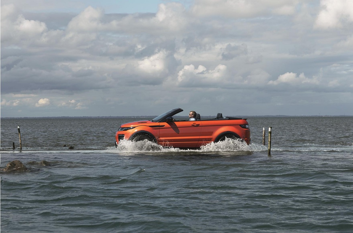 RR Evoque Convertible ext dynamic 12