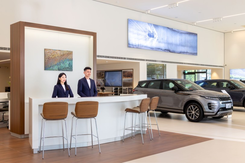 JLR 捷盈台中旗艦展示暨服務中心正式開幕 全方位升級現代奢華品牌體驗