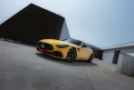 舒適與純粹機械的雙重人格，2025 Mercedes-AMG GT 43 Coupe