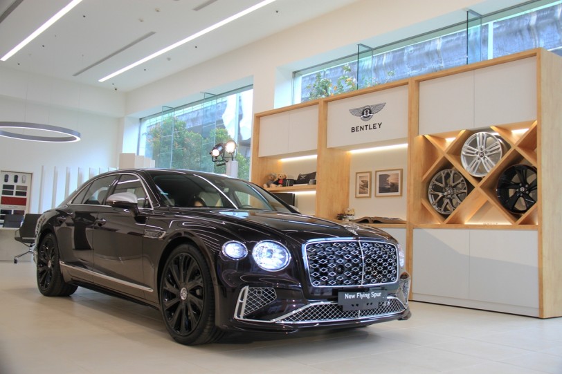 終極豪華理應配上終極性能！Bentley第四代Flying Spur在台上市