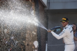 F1歐洲系列戰開跑Lewis Hamilton西班牙奪冠,賓士持續車隊積分優勢