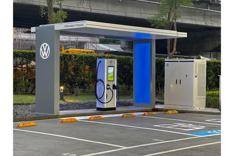 台灣福斯汽車第2座極速充電站於汐止啟用、為 ID.4 &amp; ID.5充電布局做好全面準備！