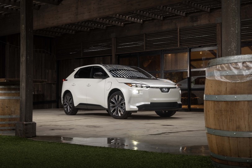 2025 紐約車展：電池升級至 74.7 kWh、續航力大幅增加至 460km 以上！Subaru Solterra 中期改款亮相