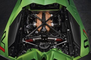 實力,詮釋非凡!Lamborghini V12,從經典到未來
