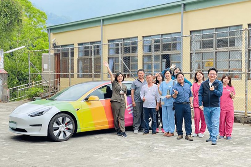 「Drive with Pride 與驕傲同行」活動到11/30 彩虹 Model 3「展開阿里山聯合義診之旅」紀錄影片上線