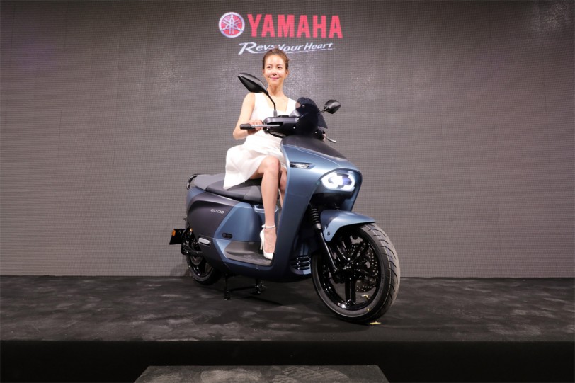 Gogoro的同父異母兄弟 Yamaha EC-05讓電動機車也能為所欲為