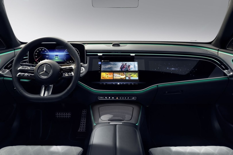 Mercedes-Benz透過Sony Pictures Entertainment的RIDEVU高級娛樂服務將電影魔力帶入車內