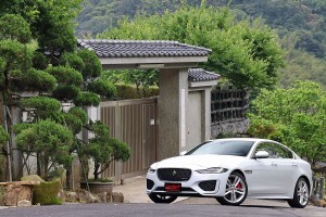 不安分的英倫運動房車,Jaguar XE P300 R-Dynamic SE試駕