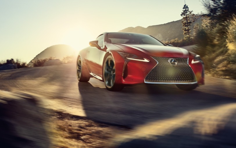 V8 車型強化底盤結構、內裝質感再度提升，Lexus LC 新年式樣發表！