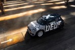 MINI John Cooper Works與Bulldog Racing換上服裝品牌DEUS新裝再次出戰紐柏林