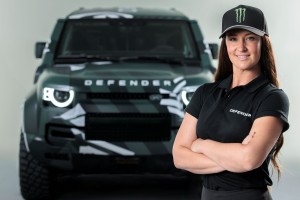 達卡拉力賽段冠軍 SARA PRICE 代表 DEFENDER 競逐 2026 年賽事