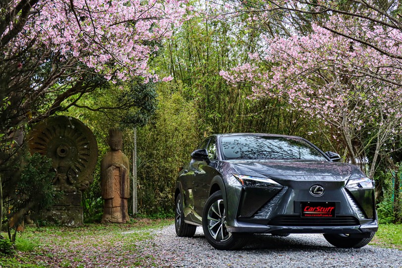 在亂世中站穩腳步,2023 Lexus RZ450e DIRECT4