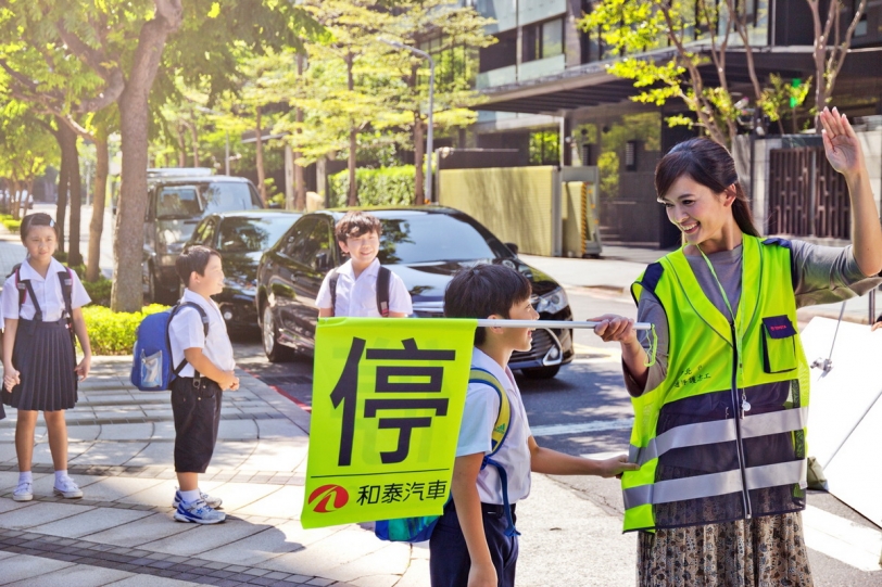 守護百萬小學生的交通安全，和泰汽車捐贈6.3萬套導護裝備