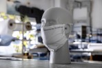 Mercedes-Benz designo客制化部門轉作三芒星口罩供員工使用!
