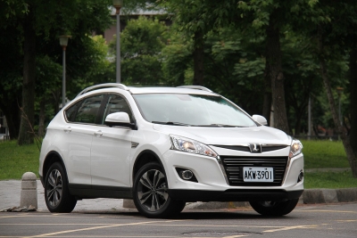 從心設計的2015 Luxgen U6 Eco Hyper,打造更先進的引擎與底盤科技