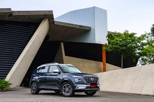 大膽玩色更加安全,2024 Hyundai Venue 1.6 GLC