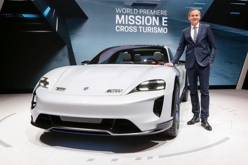 2018日內瓦車展：Porsche首款電動車明年問世！Mission E Cross Turismo先試水溫