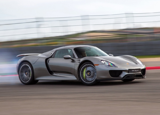 Porsche將推出水平對臥八缸中置引擎車款960 使用可變壓縮比最新科技