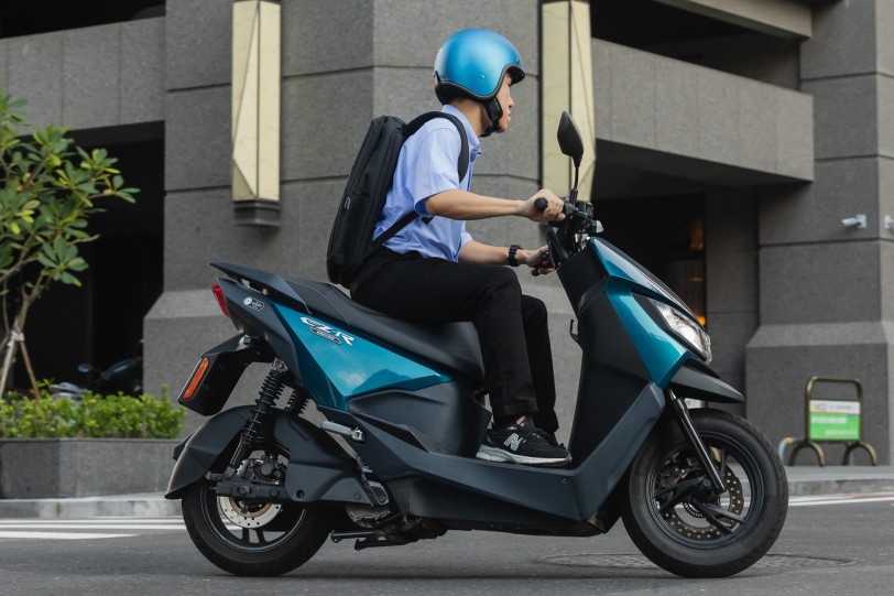 eMOVING電動機車基隆市佔逼近20% 再推換電車款EZ-R 0元入手專案,以四大優勢搶攻市場!