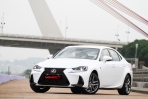 不難發現,只須細細品味,試駕2017小改款Lexus IS200t F Sport NAVI