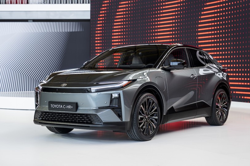 並非源自燃油 C-HR、但整體性能更強大!Toyota C-HR+ 純電 CROSSOVER 歐洲亮相!