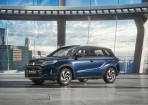 94萬起雙規格，SUZUKI 二度改款 Vitara 悄悄現身官網、實車已進駐展示間！