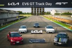 2023世界性能風雲車 Kia EV6 GT 獲美國《時代》雜誌與《Road & Track》大獎肯定!