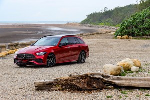 為旅行增添更豐裕的科技感,2021 Mercedes-Benz C200 Estate AMG Line