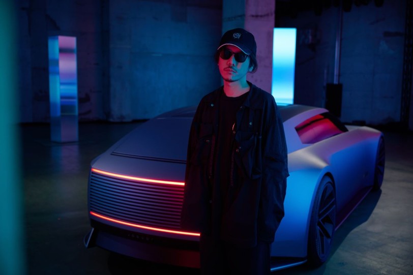 Jaguar與日本藝術家YOSHIROTTEN合作推出沉浸式裝置：TOKYO FUTURE 00