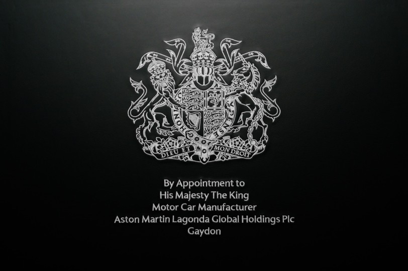 Aston Martin通過英國國王任命,開始使用新的皇家認證