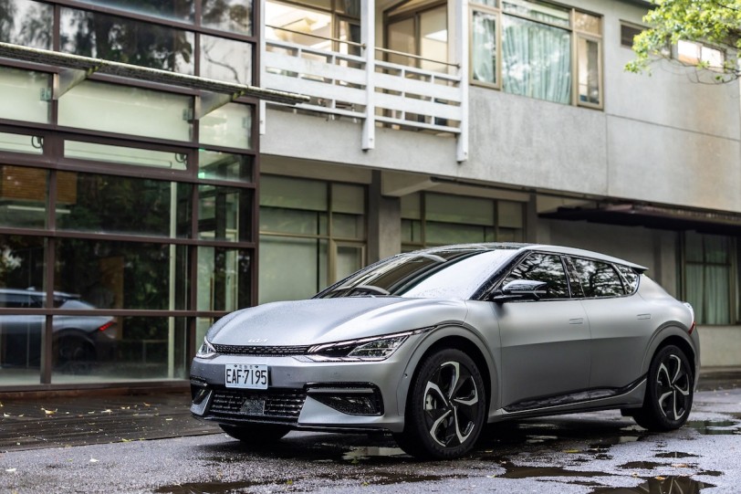 Kia以新能源邁向永續未來,1-8月全車系領牌近7,000台!EV6蟬聯非豪華電動車品牌銷售冠軍
