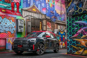 MINI John Cooper Works Countryman ALL4妥協多一些,樂趣不減也多一些!