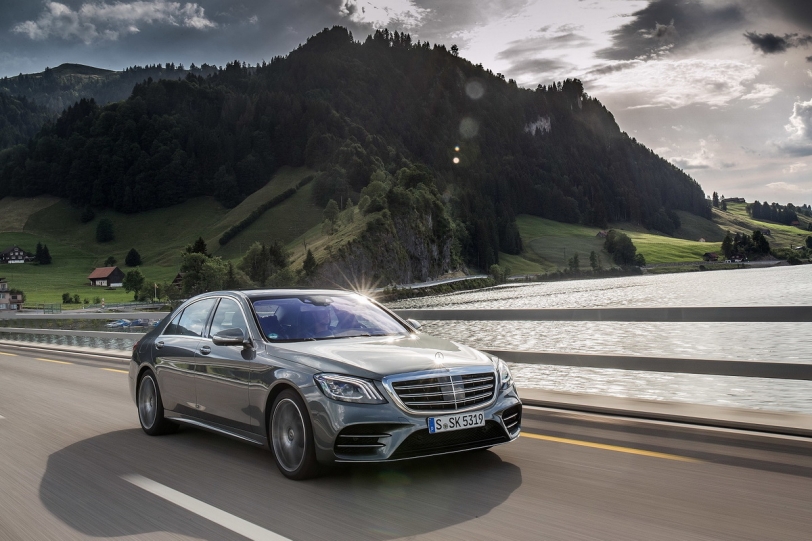 賓士C/E/S-Class全車系出陣，C-Class配備升級+「Agility星自選」搶買氣