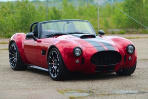 第一批AC Cobra GT Roadster已經下線，而AC Cobra GT Coupe緊接在後