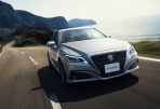 矢志不渝的挑戰與創新，傳統日本豪華房車 Toyota Crown 第十五代正式發售！