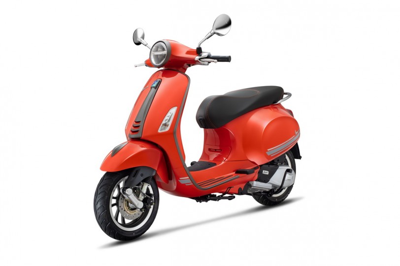 Vespa Primavera S特仕版限量上市,專屬新色星湛灰與霓虹橘各60台!