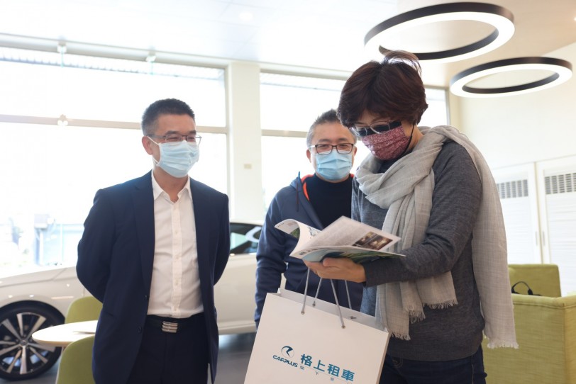 格上租車挺小農　7千斤鳳梨釋迦贈員工客戶  台東縣長親道謝　共享好味好「事」「加」倍