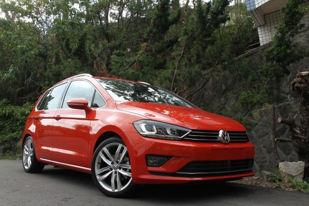 VW Sportsvan不是只有車頂高而已！跑格更是十足十！