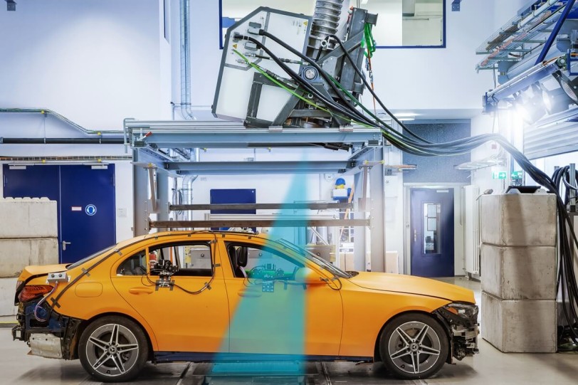 展現透明度最大值!Mercedes-Benz成為全球第一家進行X射線碰撞測試的汽車製造商